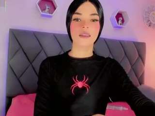 daniela-ember webcam