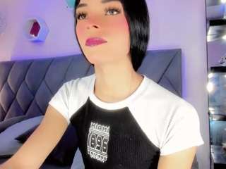 daniela-ember's CamSoda show and profile