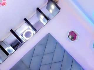 daniela-ember webcam