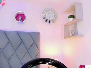 daniela-ember webcam