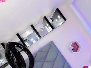 daniela-ember webcam model