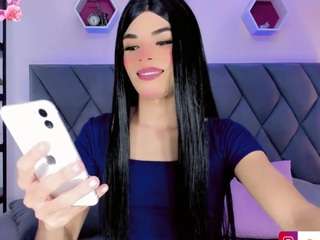 daniela-ember Sex Cam Show