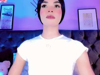 le modèle daniela-ember est en webcam porno dans un show sur le site camsoda, il possède les tags suivants: black hair,brown eyes,dirty talk,drinking,lean,orgasm,smoking,tease,teen 18,young adult,hd,small tits