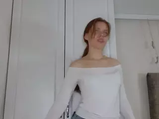 LoisDrewett's Live Sex Cam Show