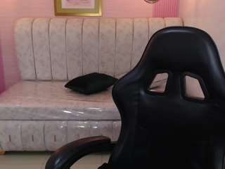 madhison-klain-s Live Webcam on CamSoda