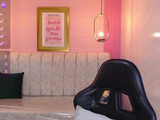 madhison-klain-s Live Webcam on CamSoda