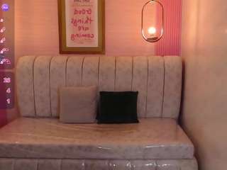  madhison-klain-s chat room