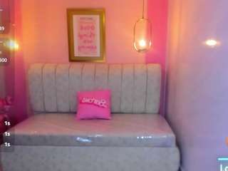 madhison-klain-s Live Webcam on CamSoda