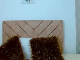maggie-hills's Live Sex Cam Show