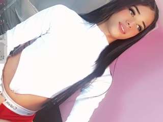 ninaa-keyli Live Webcam on CamSoda