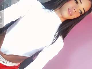  ninaa-keyli chat room