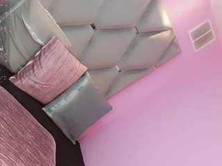  ninaa-keyli chat room