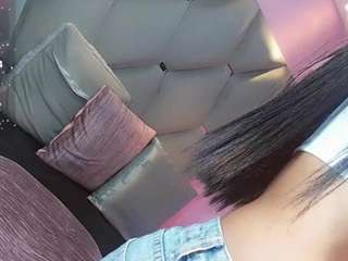  ninaa-keyli chat room