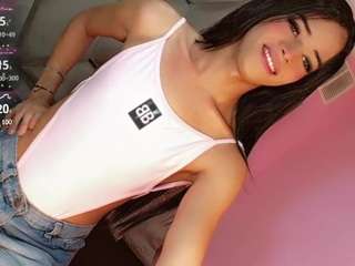 ninaa-keyli Live Webcam on CamSoda