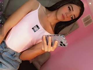 ninaa-keyli Live Webcam on CamSoda