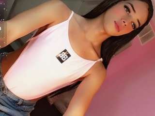 ninaa-keyli Live Webcam on CamSoda