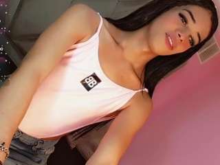  ninaa-keyli chat room