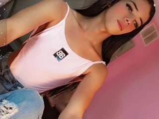 ninaa-keyli Live Webcam on CamSoda