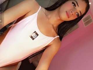  ninaa-keyli chat room