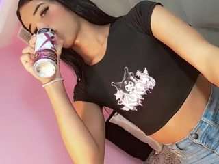 ninaa-keyli Live Webcam on CamSoda