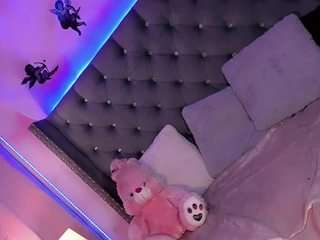 ninaa-keyli Live Webcam on CamSoda