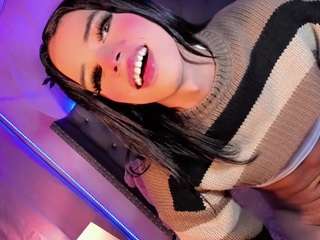 ninaa-keyli Live Webcam on CamSoda