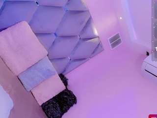 ninaa-keyli Live Webcam on CamSoda