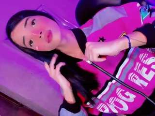 ninaa-keyli Live Webcam on CamSoda