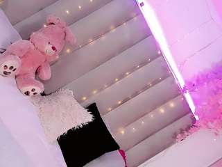 ninaa-keyli live webcam show