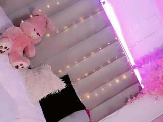 ninaa-keyli live webcam show