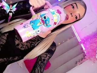 Ninaa-Keyli live cam preview