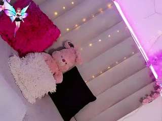 Ninaa-Keyli live cam preview