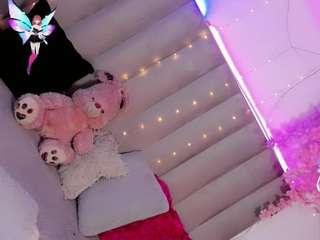 Ninaa-Keyli live cam preview