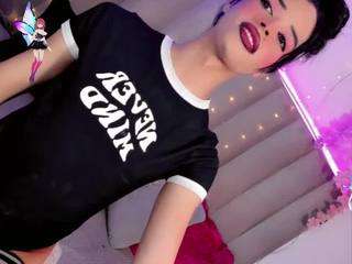 Ninaa-Keyli live cam preview