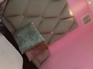 Ninaa-Keyli's Live Sex Cam Show