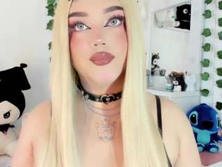 le modèle cattrionamuller est en webcam porno dans un show sur le site camsoda, il possède les tags suivants: black hair,blue eyes,cumshot,lean,orgasm,spank,tattoos,tease,teen 18,young adult,hd,small tits