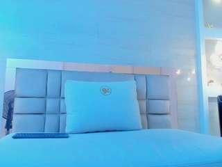 chloe-murray Live Webcam on CamSoda