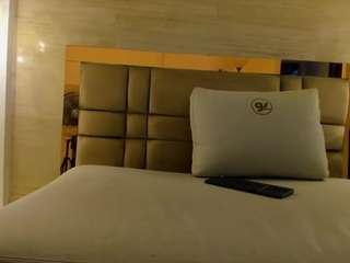 chloe-murray's CamSoda show and profile