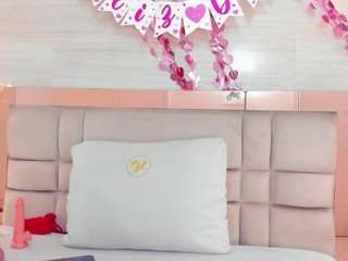 chloe-murray's CamSoda show and profile