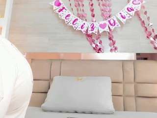 chloe-murray's CamSoda show and profile