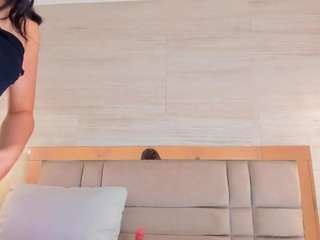 chloe-murray live cam profile