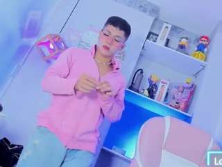danniigrovers webcam model