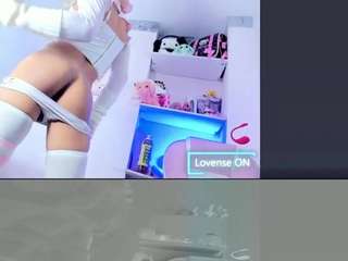 Danniigrovers live cam preview