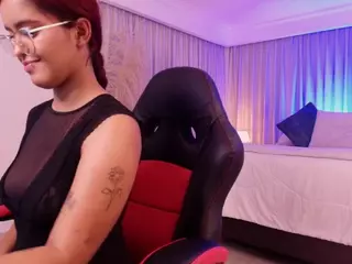 isa-brunni's Live Sex Cam Show