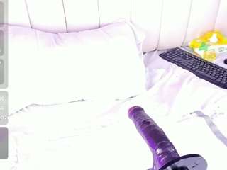 SandraMiler live cam preview