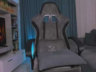  shinyjen chat room