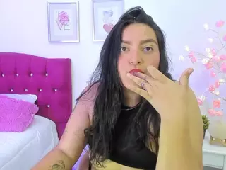 Sophia-Miller11's Live Sex Cam Show