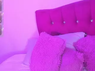 Sophia-Miller11's Live Sex Cam Show