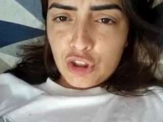 britneyquenn18 webcam