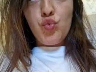 britneyquenn18 webcam